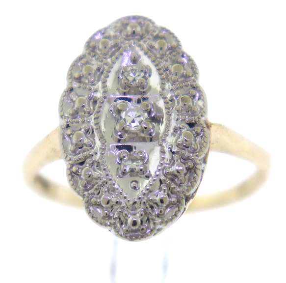 Vintage Art Deco 3 Diamond Ring