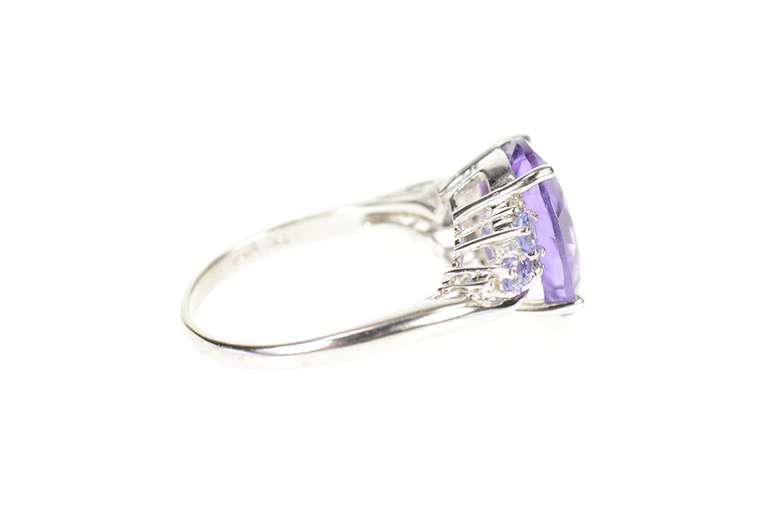 10K White Gold Oval Amethyst Cluster Diamond Accent Cocktail Ring