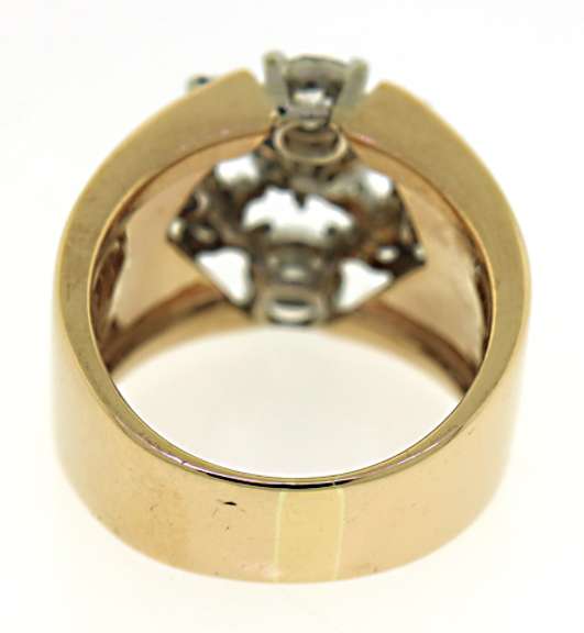 Gorgeous 1.50ctw Retro Cluster Diamond Ring