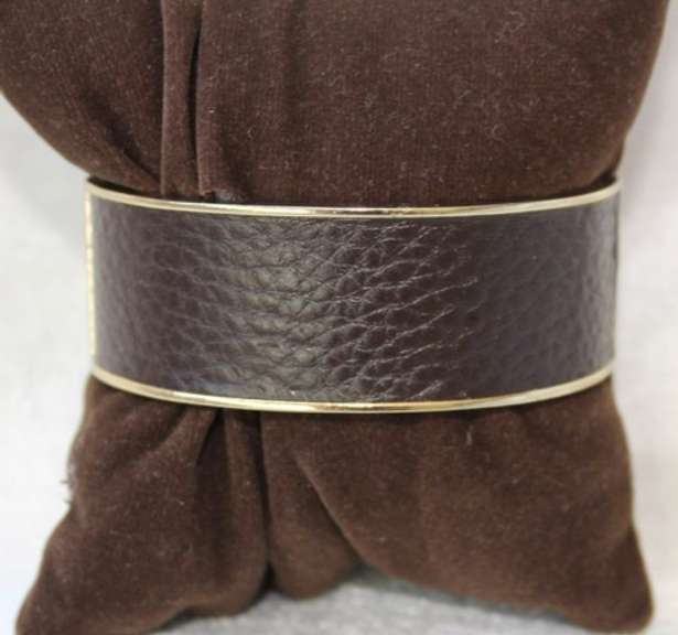 An Eye Catching Two Tone Metal Bracelet