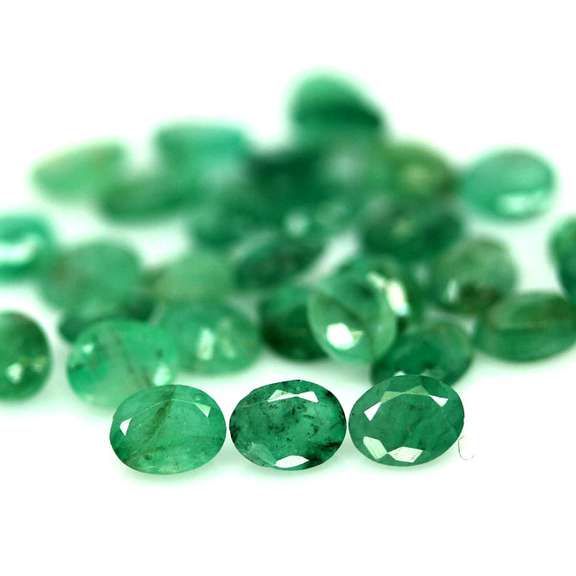 Large 8.46ct 31 piece Zambian Emerald parcel