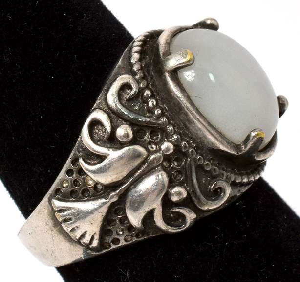Vintage Sterling Silver Cabochon Ring