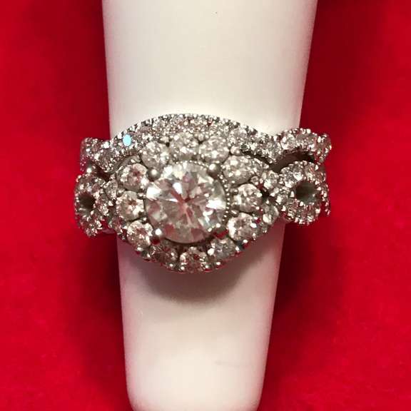 14 KT WHITE GOLD NEIL LANE DIAMOND WEDDING SET.