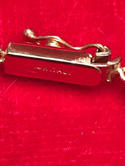 14K YELLOW GOLD LADIES HERRINGBONE AND DIAMOND CHAIN