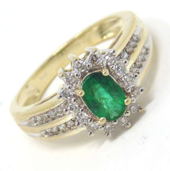 Stunning Yellow Gold Emerald & Diamond Halo Ring