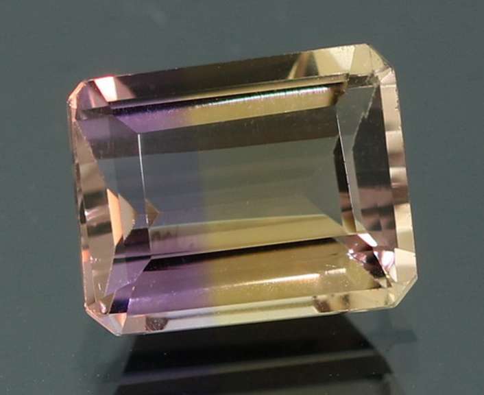 Delicately shaded 2.50ct VVS Ametrine