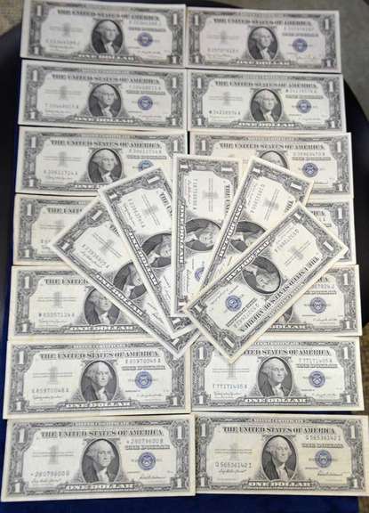 Lot Of 19 Circulated 1 Dollar Silver Certificates