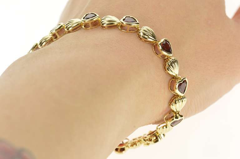 14K Yellow Gold Heart Cut Garnet Puffy Scalloped Link Bracelet