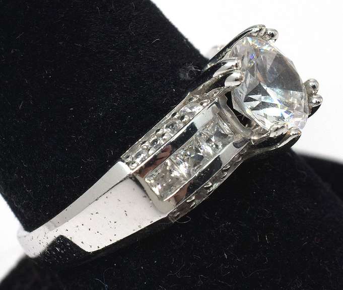 Dazzling CZ Ring in Sterling Silver