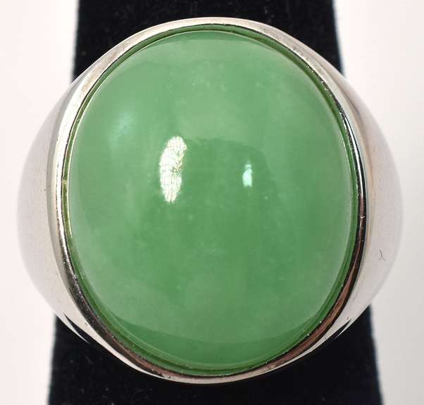 Sterling Silver Green Jade Ring