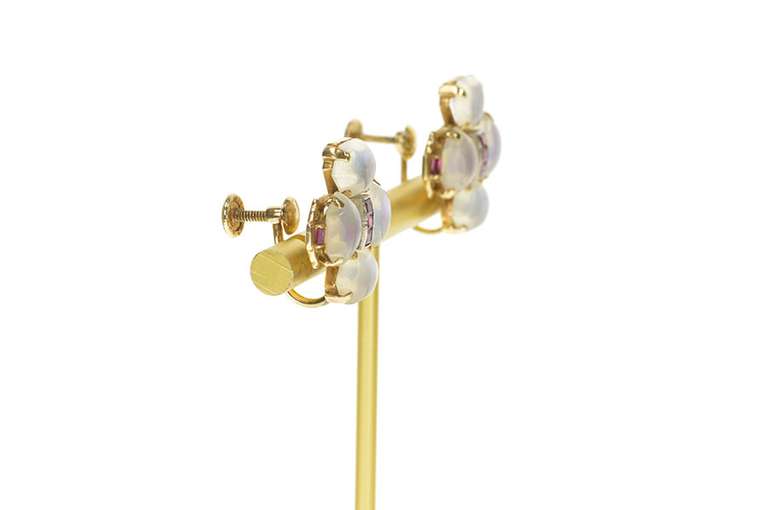 14K Yellow Gold 1930's Moonstone Ruby Clover Screw Back Earrings
