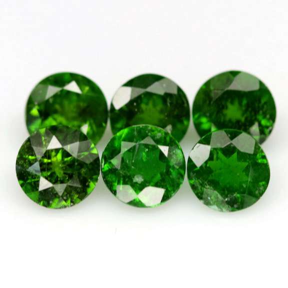 Rich forest green 3.22ct Chrome Diopside set