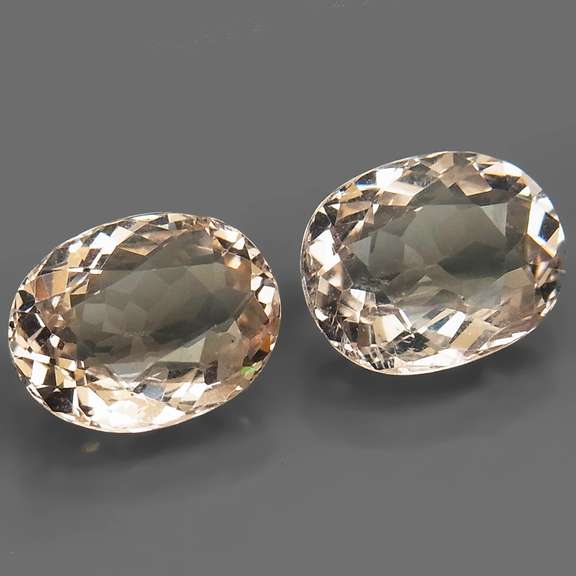 Gorgeous! 3.49ct set of untreated Morganite