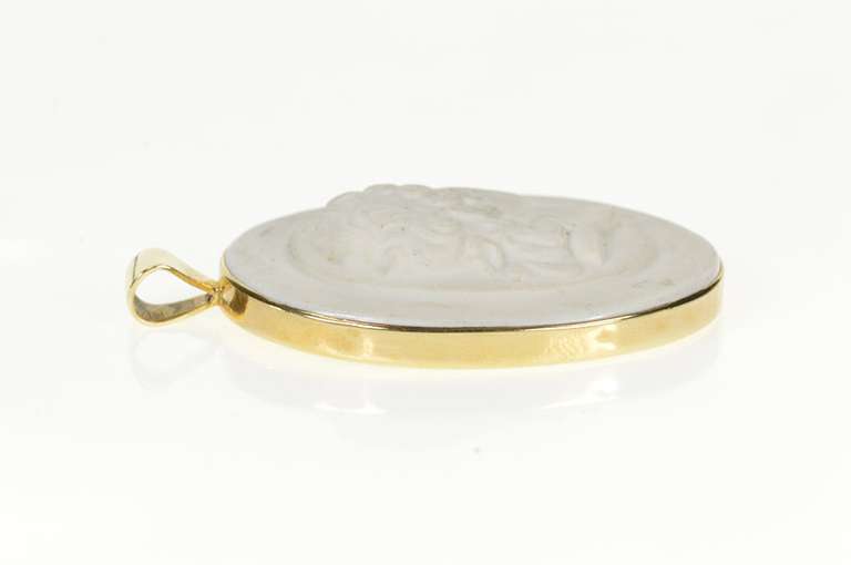 14K Yellow Gold Staatliche Museen zu Berlin Meissen Cameo Pendant