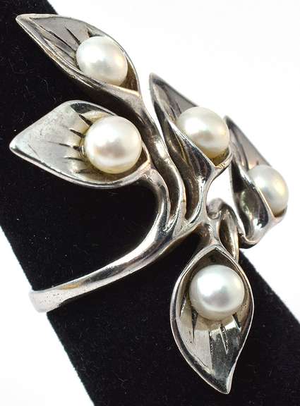 Sterling Silver Pearl Ring