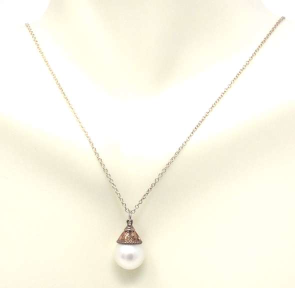 Tiffany & Co Ziegfeld Pearl Pendant on Chain