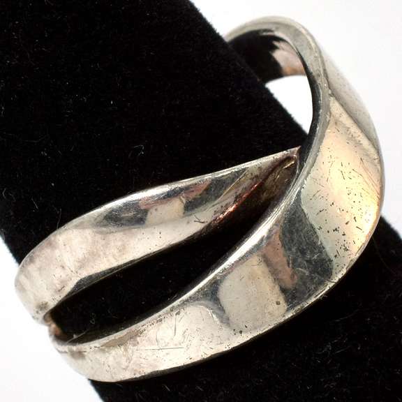 Art Deco Sterling Silver Ring