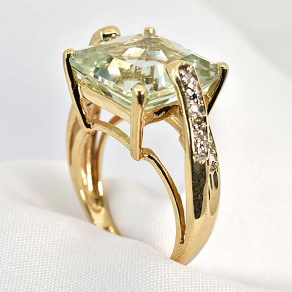 Pleasing Green Amethyst Ring