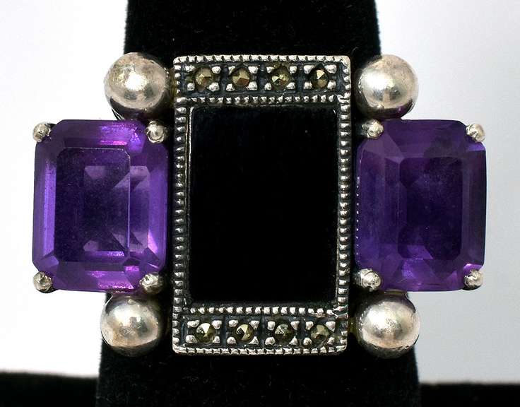 Vintage Sterling Silver Onyx, Amethyst, and Marcasite Ring