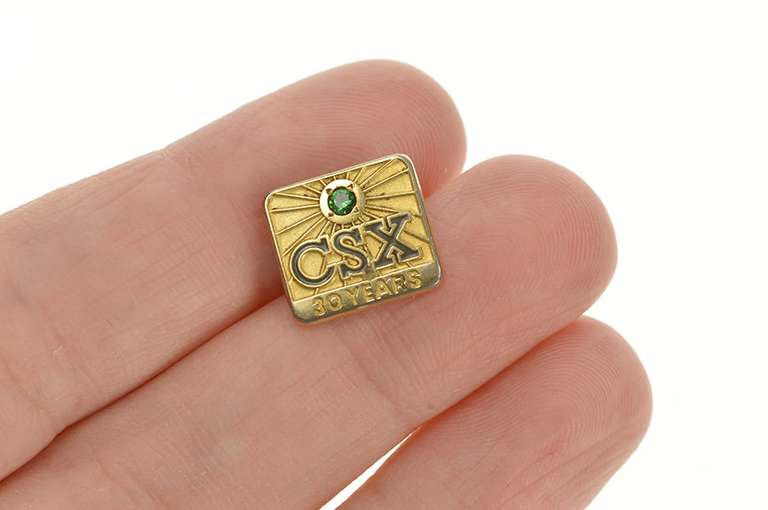 10K Yellow Gold CSX Employee 30 Year Service Emerald Lapel Pin/Brooch