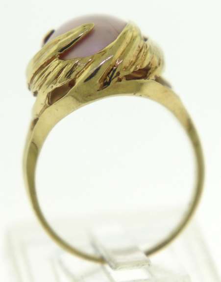 Beautiful Yellow Gold Pink Mabe Pearl Ring