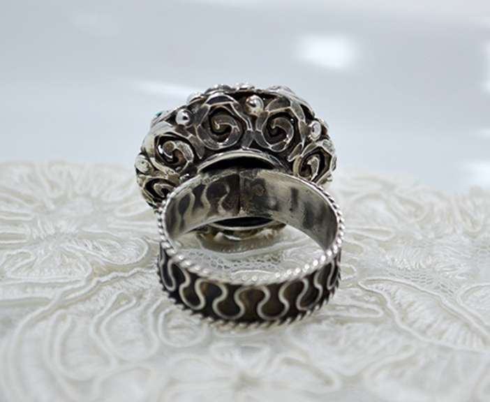Intricate 925 SS Ring With Turquoise Gemstones Size 7.5