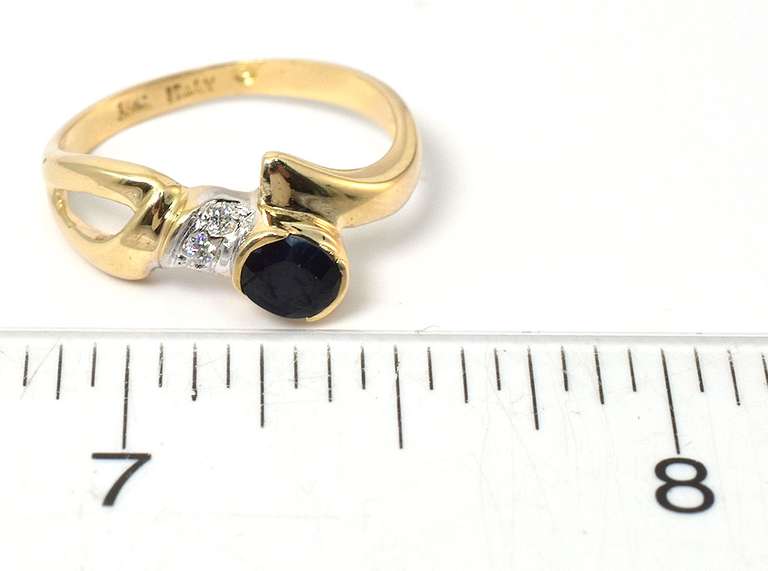 Free-Form Sapphire Ring in 14KT Yellow Gold