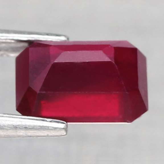 Lovely 1.65ct rich blood red Ruby