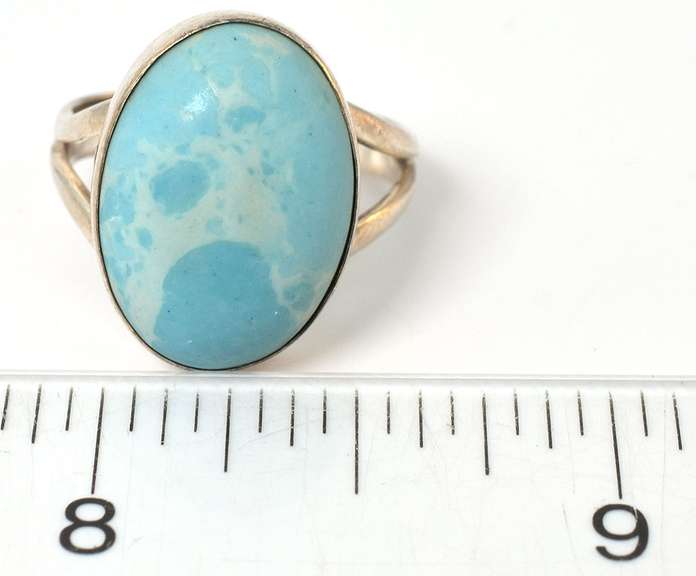 Sterling Silver  Turquoise Ring.