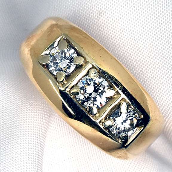 Classic Man's 3 Diamond Ring
