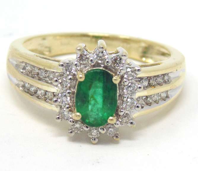 Stunning Yellow Gold Emerald & Diamond Halo Ring