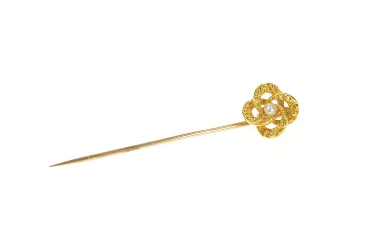 14K Yellow Gold Victorian Ornate Scrollwork Knot Diamond Stick Pin