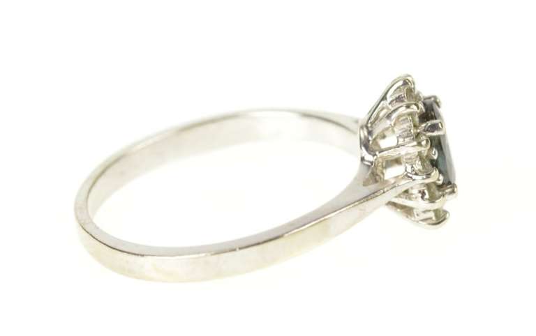 10K White Gold 0.68 Ctw Sapphire Diamond Halo Engagement Ring