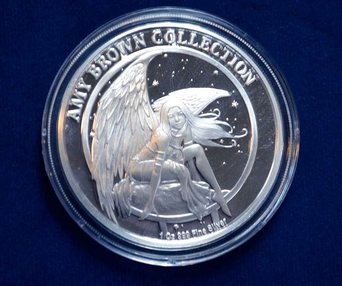 Amy Brown The Red Queen 1 OZ Silver Round With COA