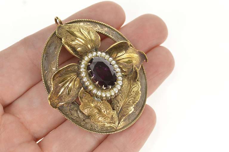 10K Yellow Gold Victorian Amethyst Pearl Etched Leaf Pendant/Pin