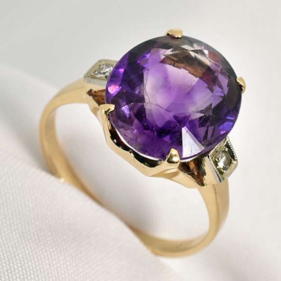 Sweet Estate Amethyst Ring