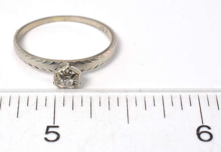 Sweet Diamond SOlitaire Ring with Textured Shoulders, 14KT White Gold