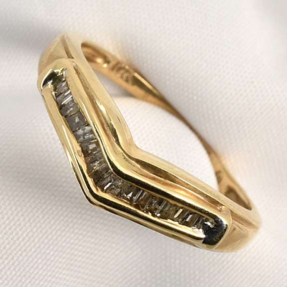 Channel Set Baguette Diamond V Ring