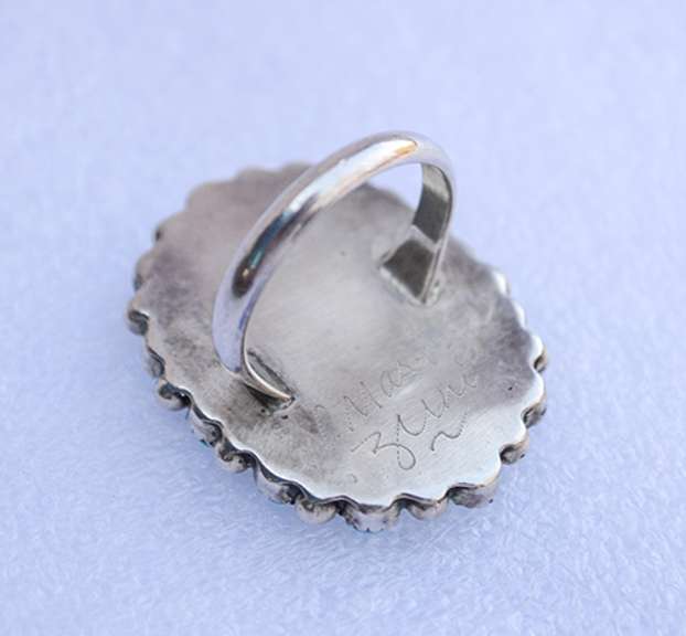 Vintage Signed Native American Ring by V. Martza Suni, Sz 5.5