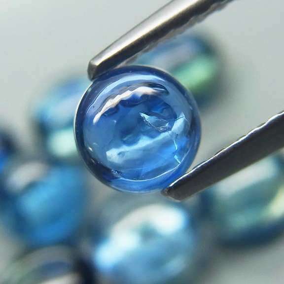 Glistening 4.45ct heated only Sapphire cabochon set