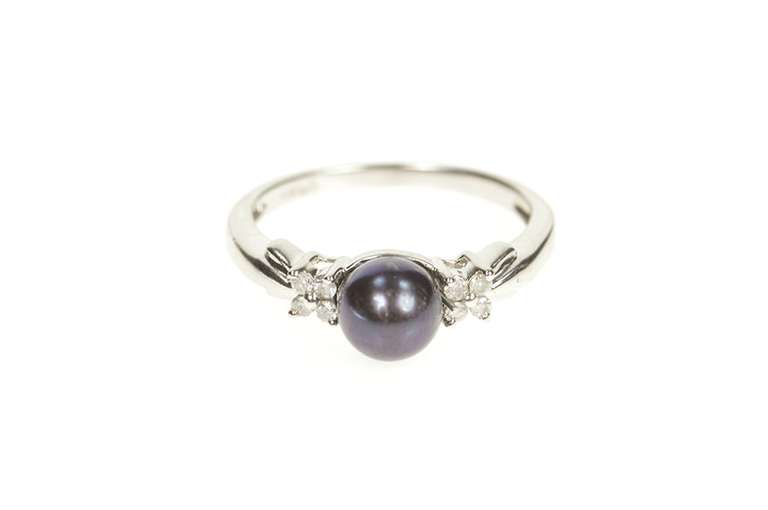 14K White Gold Pearl Diamond Flower Cluster Accent Statement Ring