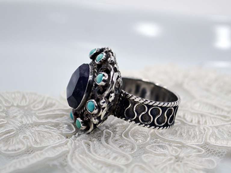Intricate 925 SS Ring With Turquoise Gemstones Size 7.5