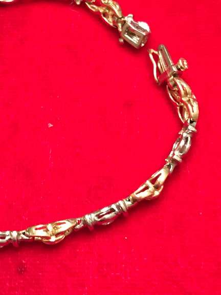 14K WHITE AND YELLOW GOLD DIAMOND BRACELET
