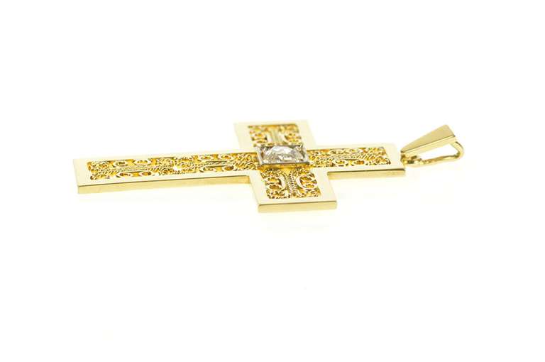 18K Yellow Gold 0.22 Ct Rose Cut Diamond Filigree Cross Pendant