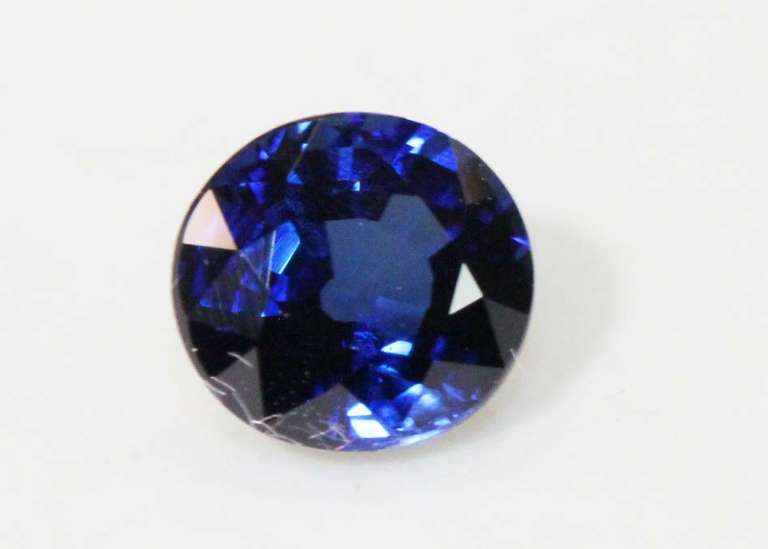 Elegant Natural Sapphire - 1.01 cts.