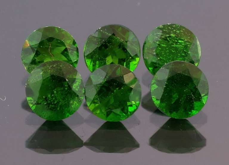 Rich forest green 3.30ct Chrome Diopside set