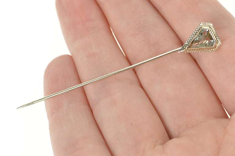 14K White Gold Art Deco Triangle Blue Topaz Ornate Stick Pin