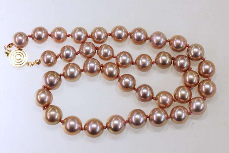 Gem Quality Pearl Necklace