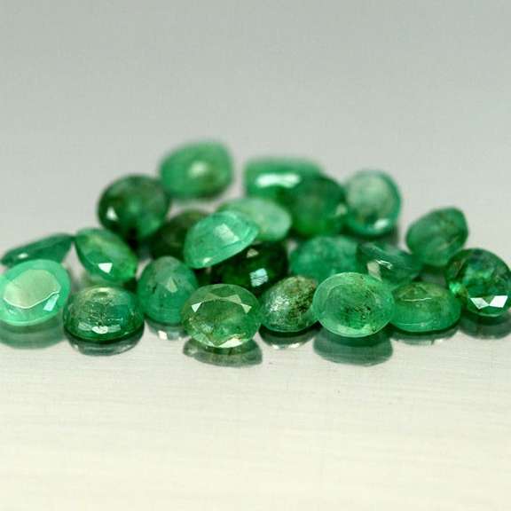 Large 6.81ct 22 piece Zambian Emerald parcel