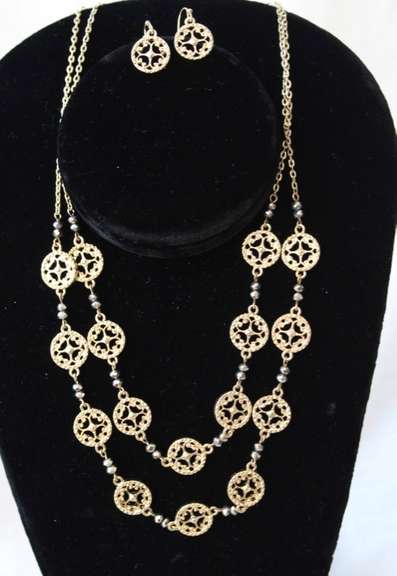 Hand Finished Fashion Jewelry Neck Lace